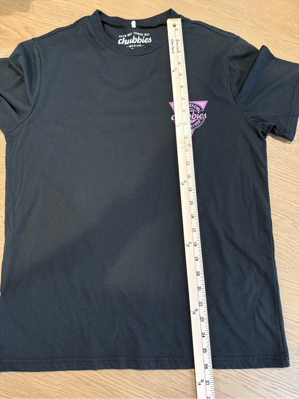 Chubbies Graphic T Shirt Weekend Has Arrived Casual Streetwear Crew Neck Medium - Picture 8 of 9